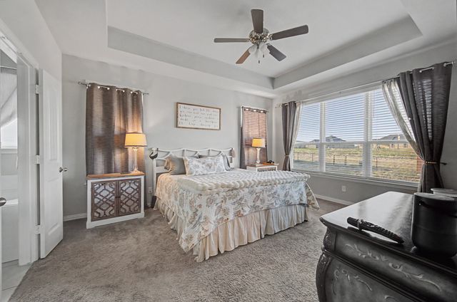 150 Oak Grove Drive, Rhome, TX 76078