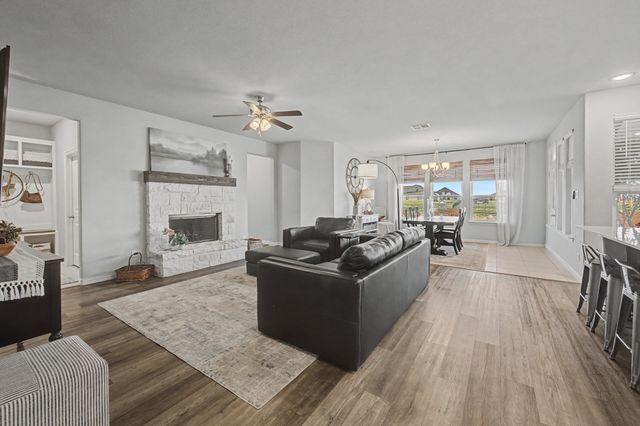 150 Oak Grove Drive, Rhome, TX 76078