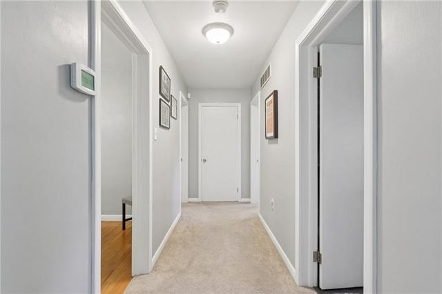 222 Sunset Dr, Neshannock Twp, PA 16105