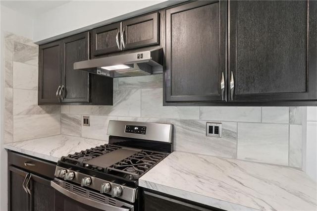 222 Sunset Dr, Neshannock Twp, PA 16105