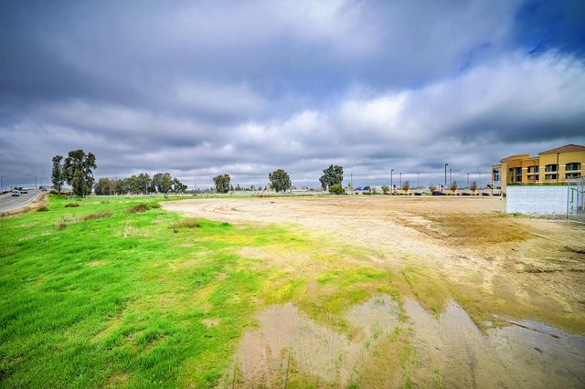 0 Gateway, Madera, CA 93637