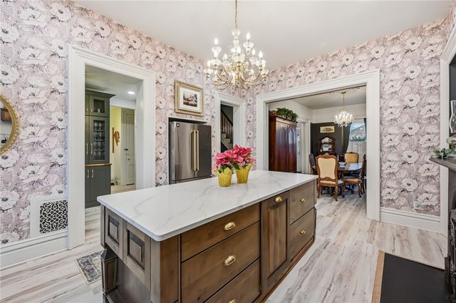 131 S Pitt St, Mercer Boro, PA 16137