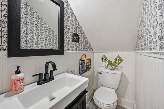 131 S Pitt St, Mercer Boro, PA 16137