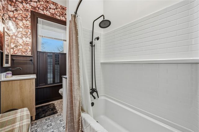 131 S Pitt St, Mercer Boro, PA 16137