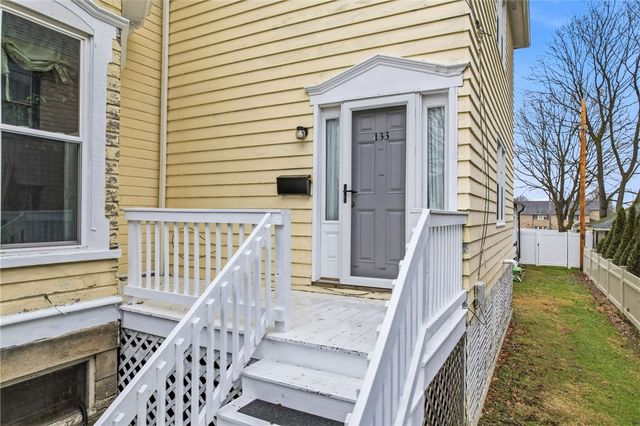 131 S Pitt St, Mercer Boro, PA 16137