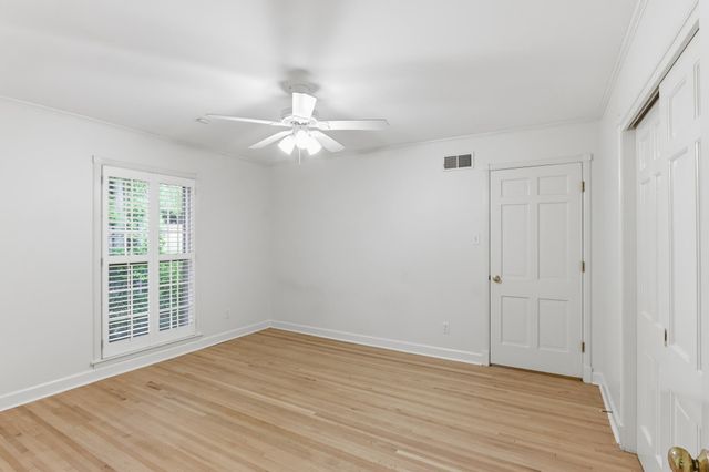 915 PARK VALLEY RD, Memphis, TN 38119