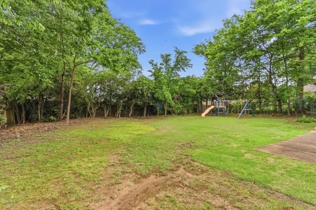 915 PARK VALLEY RD, Memphis, TN 38119