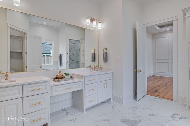 305 Nightfall Court, Bossier City, LA 71111