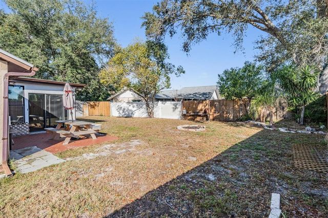 7954 KNOX LOOP, New Port Richey, FL 34655