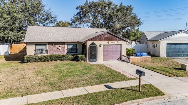 7954 KNOX LOOP, New Port Richey, FL 34655