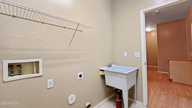 17586 W AGAVE Court, Goodyear, AZ 85338