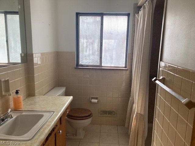 10725 York Road, North Royalton, OH 44133