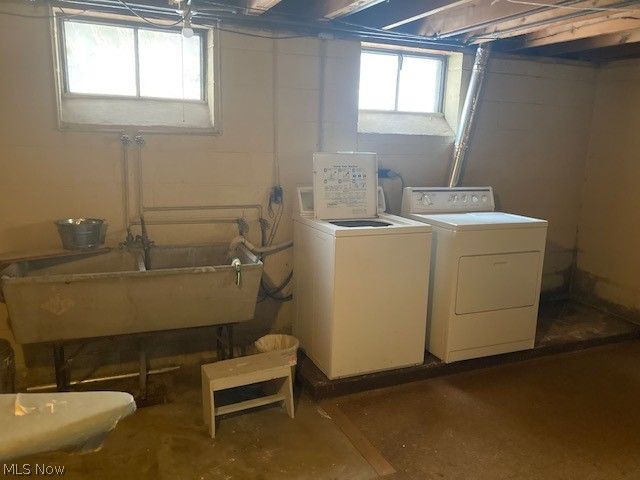 10725 York Road, North Royalton, OH 44133