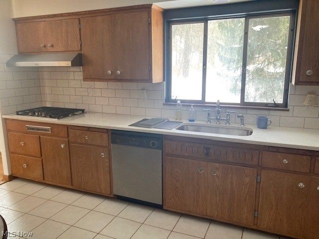 10725 York Road, North Royalton, OH 44133