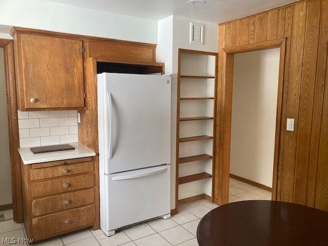 10725 York Road, North Royalton, OH 44133