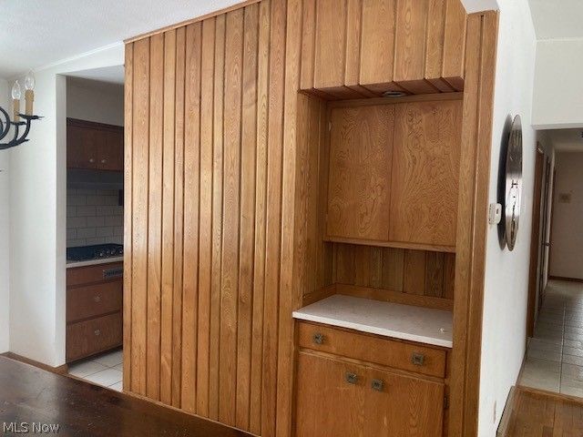 10725 York Road, North Royalton, OH 44133