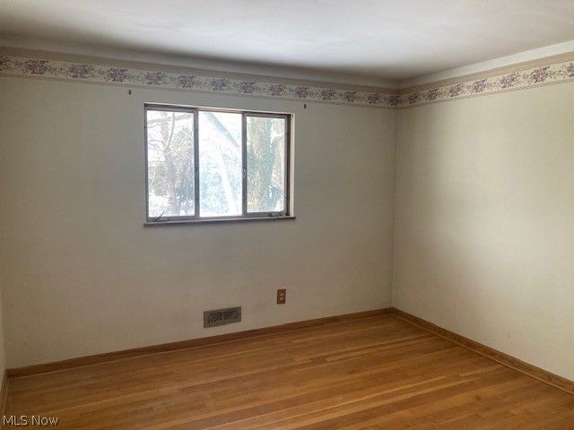 10725 York Road, North Royalton, OH 44133