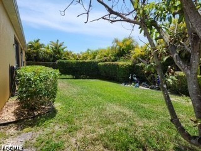 2247 NW 15TH ST, Cape Coral, FL 33993