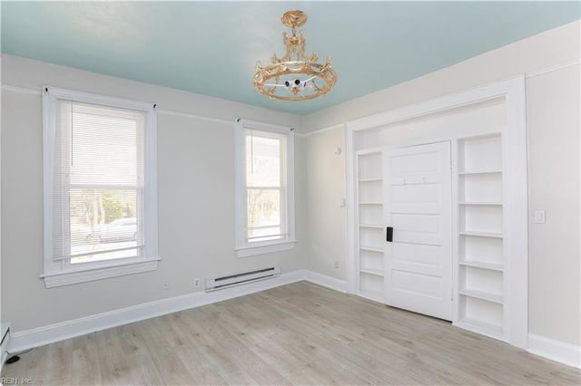 1619 Saint Denis AVE, Norfolk, VA 23509