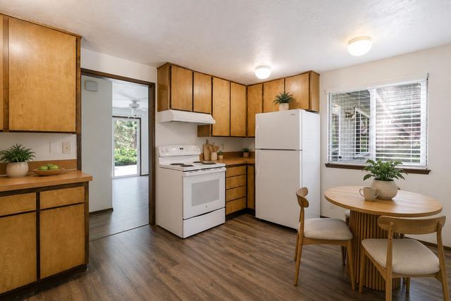 19968 Double Tree Court, Bend, OR 97702