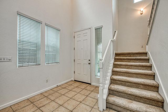 4386 W Artemisa Drive, Fresno, CA 93722