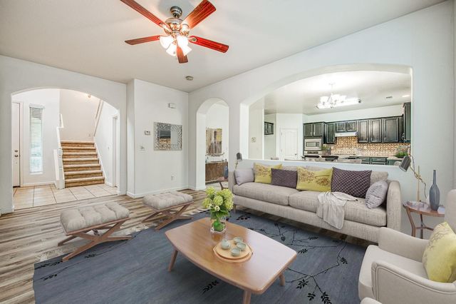 4386 W Artemisa Drive, Fresno, CA 93722