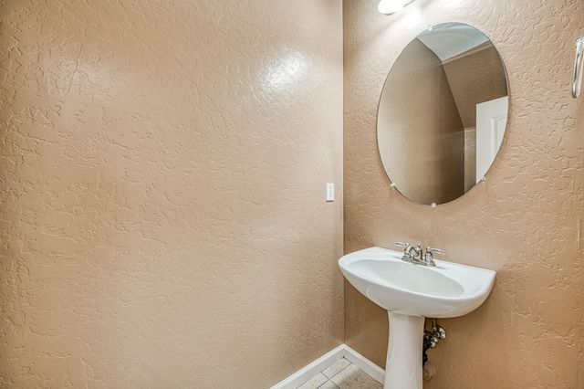 4386 W Artemisa Drive, Fresno, CA 93722