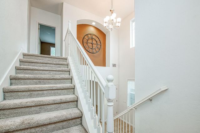 4386 W Artemisa Drive, Fresno, CA 93722