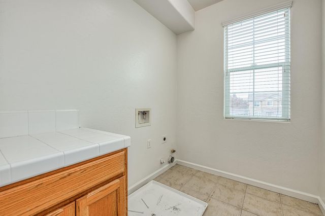 4386 W Artemisa Drive, Fresno, CA 93722