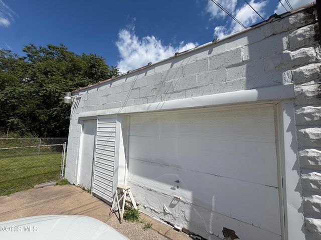 582 South Avenue, Toledo, OH 43609