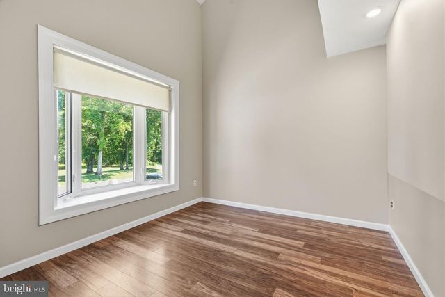 1720 JULIE CT, Bensalem, PA 19020