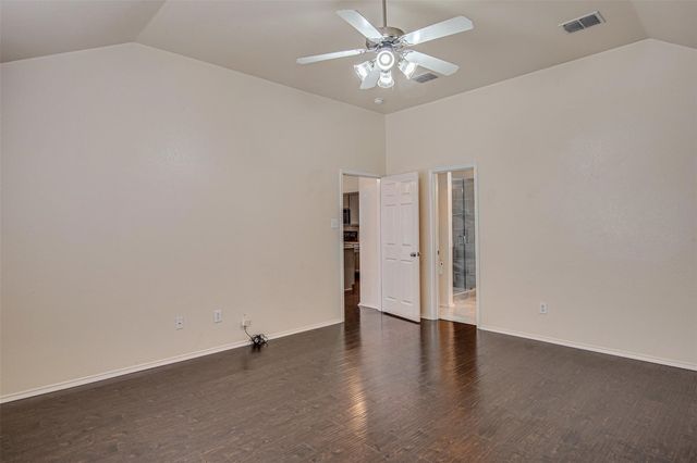 931 Hunter Lane, Burleson, TX 76028