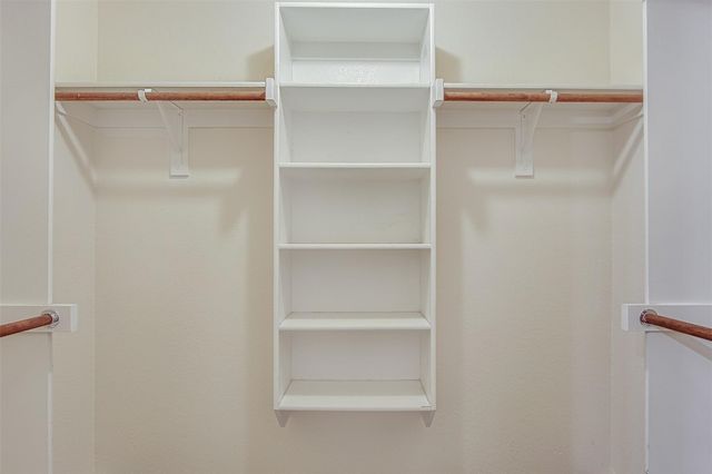 931 Hunter Lane, Burleson, TX 76028