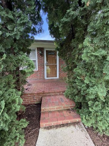 207 Melody Ln, Winchester, TN 37398