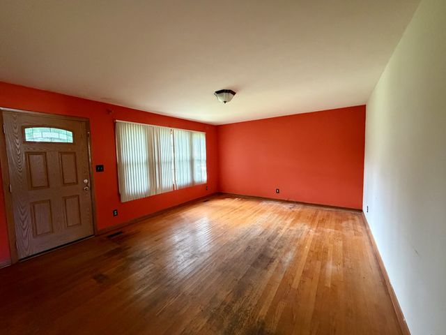207 Melody Ln, Winchester, TN 37398
