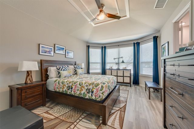1919 Livingston Road, Irving, TX 75062