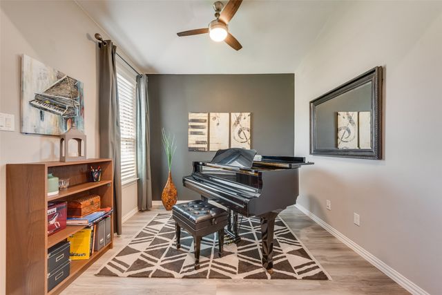1919 Livingston Road, Irving, TX 75062
