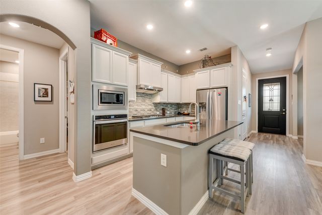 1919 Livingston Road, Irving, TX 75062