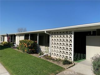 1641 Monterey Rd., M2-18C, Seal Beach, CA 90740