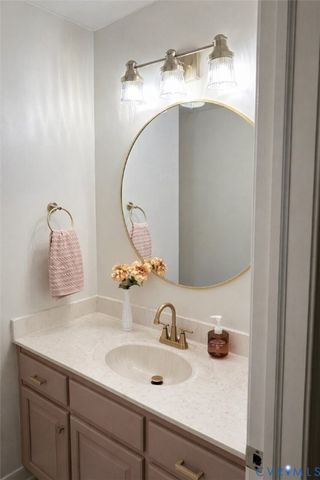 211 Pine Ridge Rd, Aylett, VA 23009