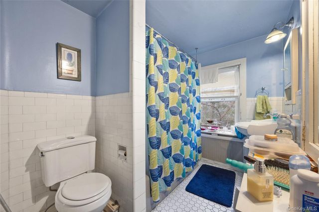 5 Forkland Lane, Dobbs Ferry, NY 10522