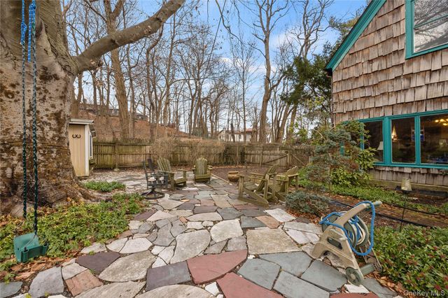 5 Forkland Lane, Dobbs Ferry, NY 10522