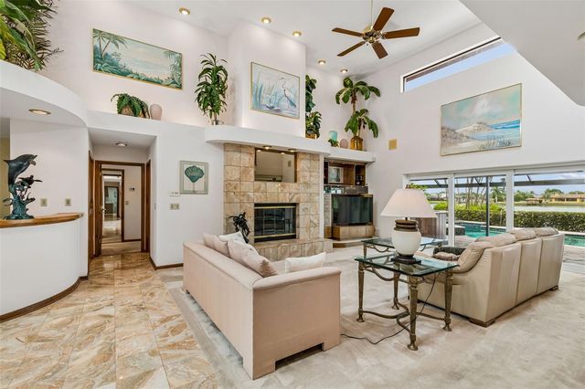 9815 BAY ISLAND DRIVE, Tampa, FL 33615