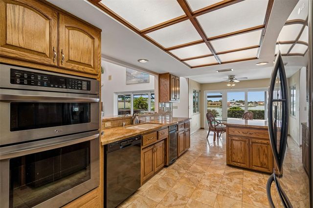 9815 BAY ISLAND DRIVE, Tampa, FL 33615