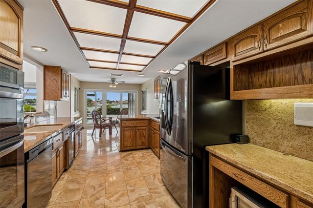 9815 BAY ISLAND DRIVE, Tampa, FL 33615