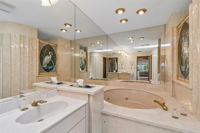 9815 BAY ISLAND DRIVE, Tampa, FL 33615