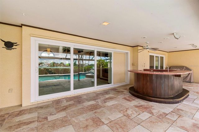 9815 BAY ISLAND DRIVE, Tampa, FL 33615