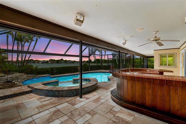 9815 BAY ISLAND DRIVE, Tampa, FL 33615