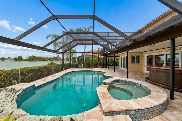 9815 BAY ISLAND DRIVE, Tampa, FL 33615