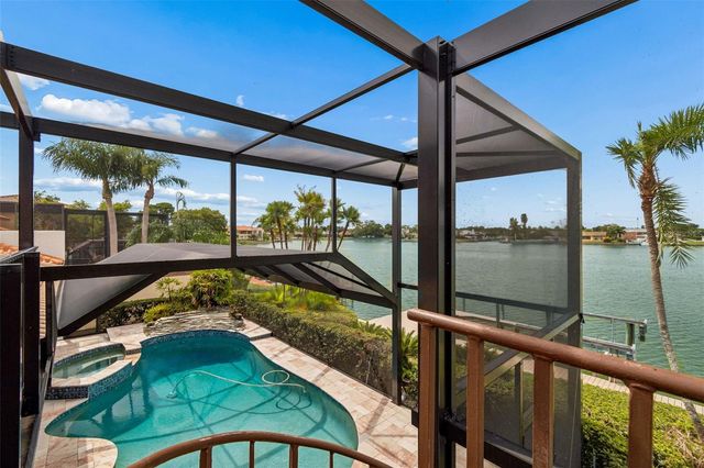 9815 BAY ISLAND DRIVE, Tampa, FL 33615